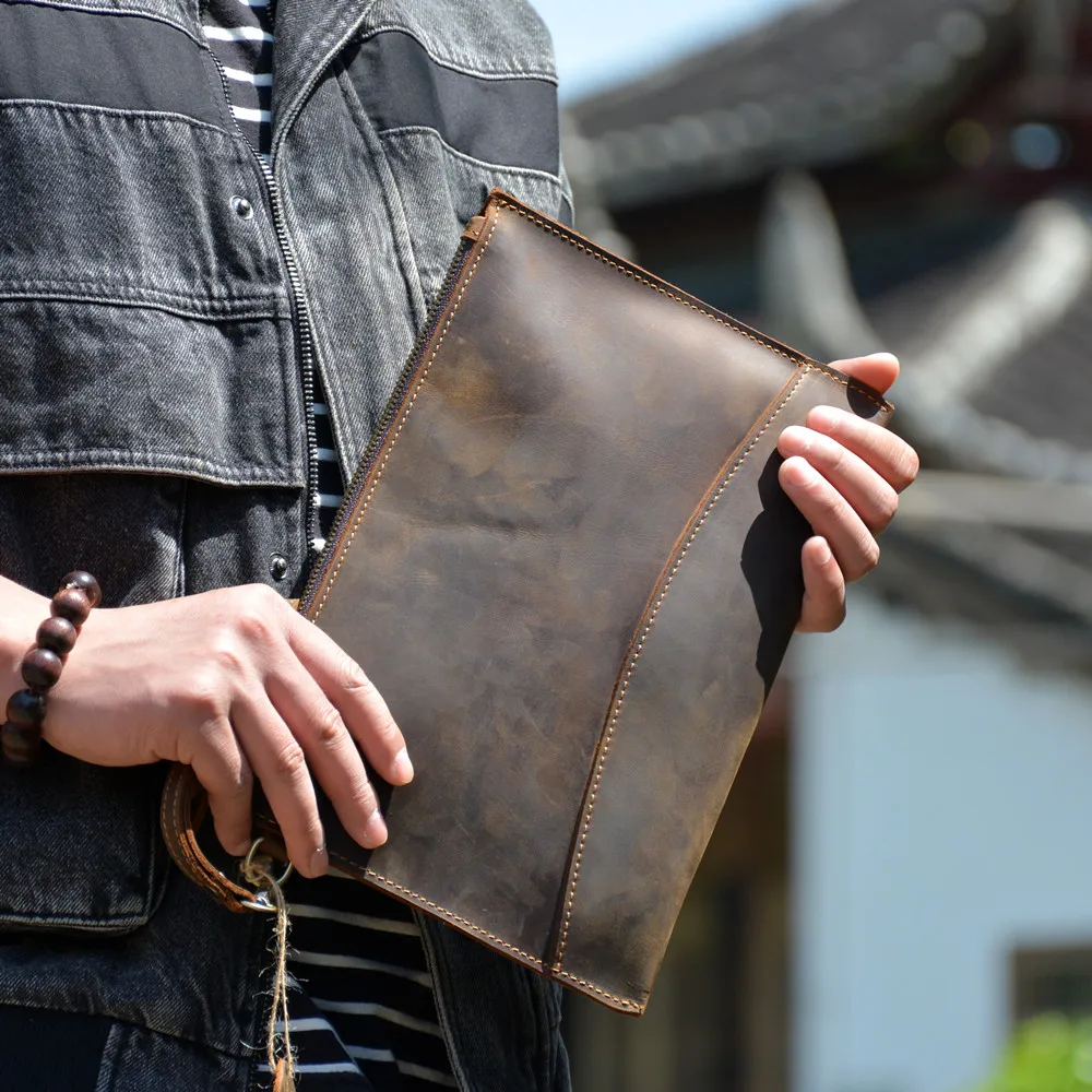 

AETOO Crazy Horse Leather Retro Envelope Bag New Pure Leather Clutch Bag Men's Zipper Handbag Leather Simple Storage Bag