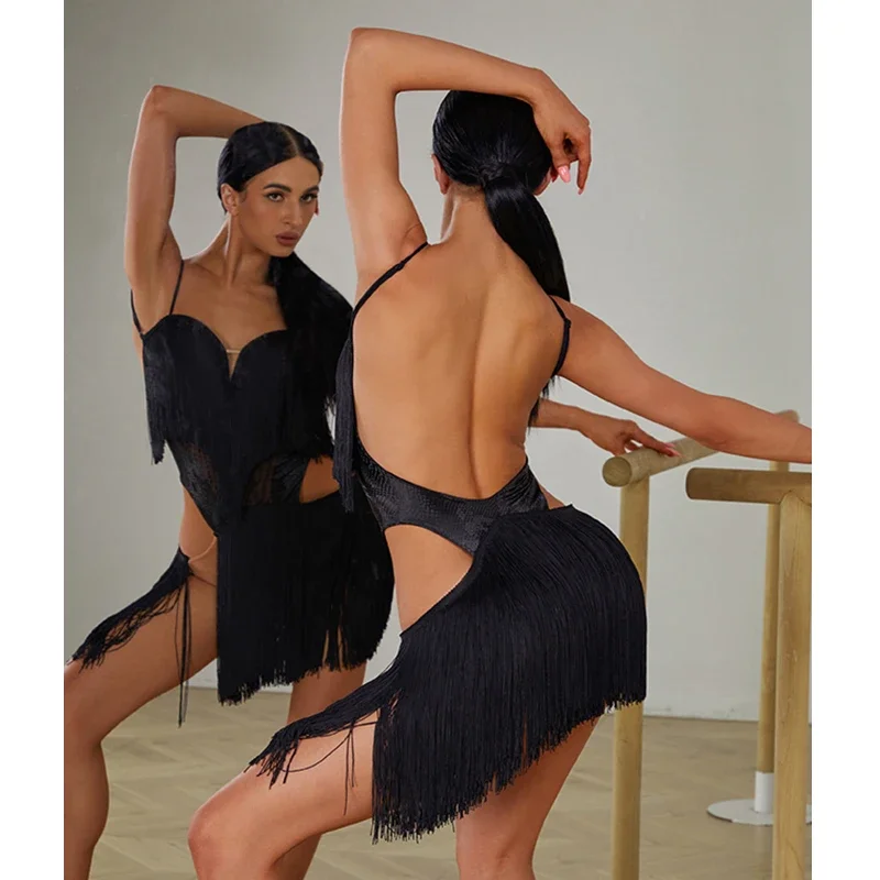 Платье для латиноамериканских танцев с бахромой