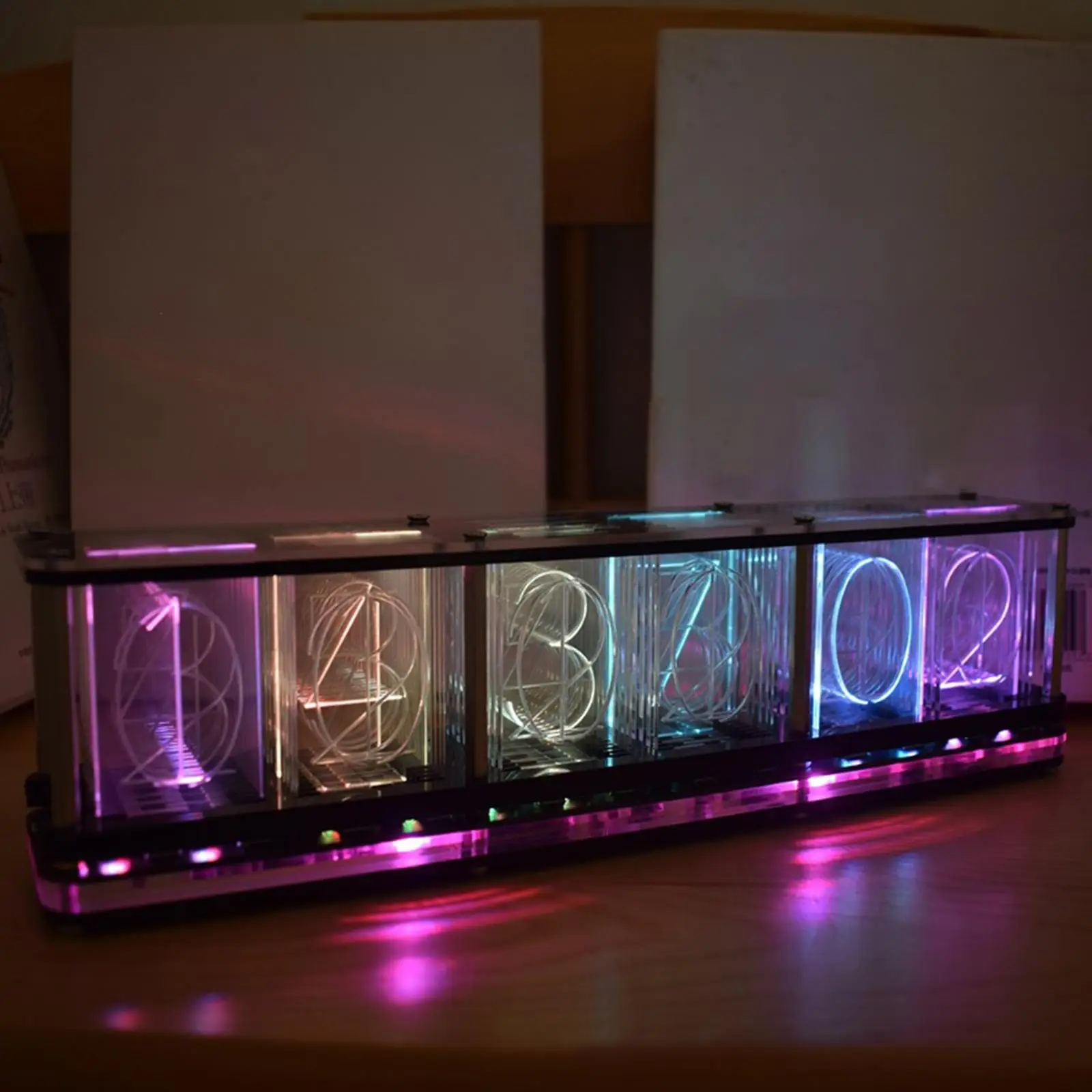 

RGB электронные светящиеся Настольные часы USB для украшения дома спальни