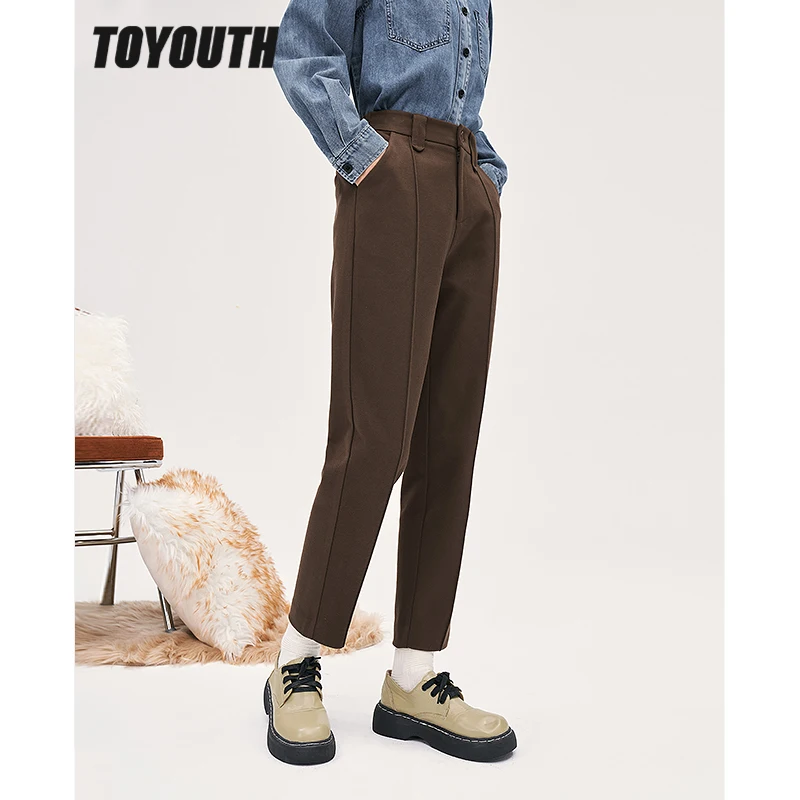 

Женские прямые свободные брюки с заниженной талией на спине