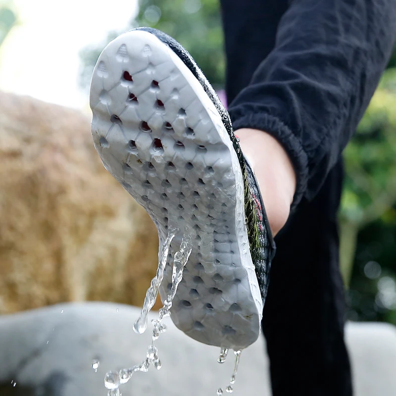 Fashion Mens Womens Casual Loafers Shoes Soft Mesh Flat Shoes Couple Walking Shoes Fast-dry Water Shoes