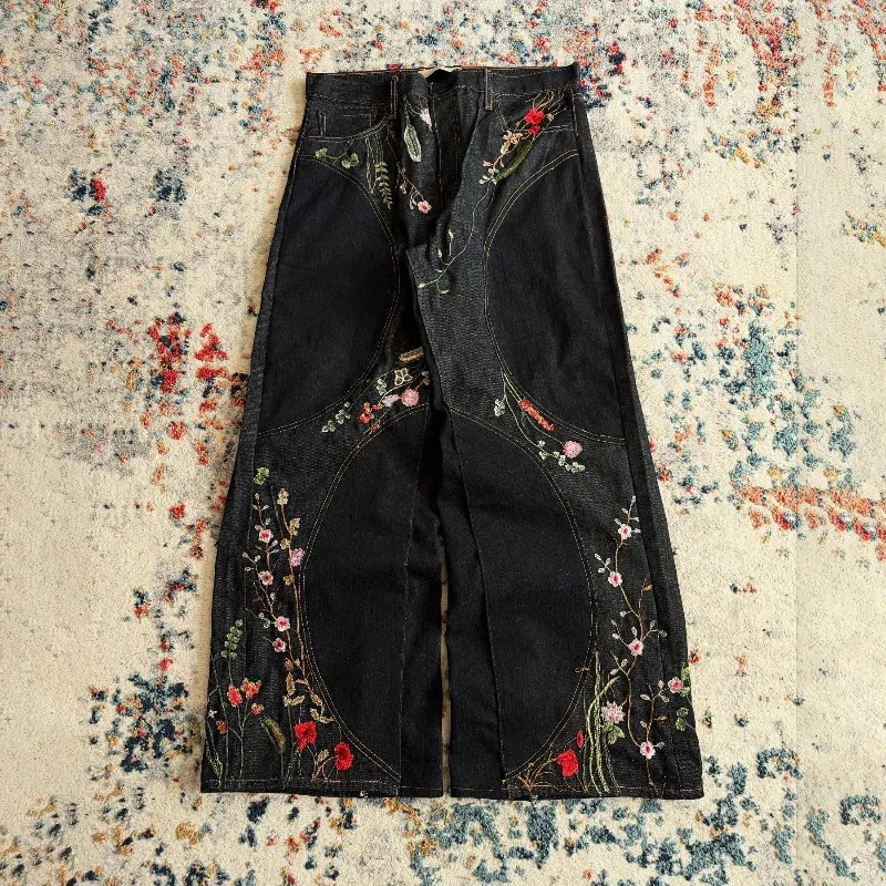 Фото Джинсы Y2K Blossom Baggy с модной цветочной вышивкой, облегающими швами, унисекс, уличный стиль, ретро, в стиле Харадзюку, свободный крой, оверсайз №4