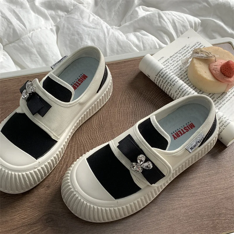 Canvas Shoes for Womens 2023 New Round Toe Platform Sneaker Design Board Shoes Ladies Casual Loafers Fashion Cookie Shoes