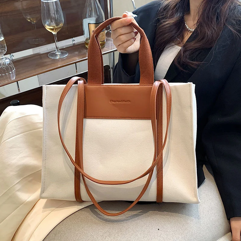 

2022 Summer New Women's Canvas Color Contrast Large Capacity One Shoulder Portable Bag Trend Fashion Simple Tote Bag Backpack