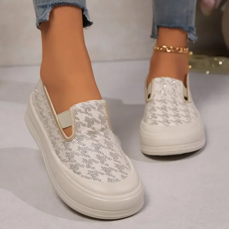 Женские блестящие пучки без шнурков новая модель 2024