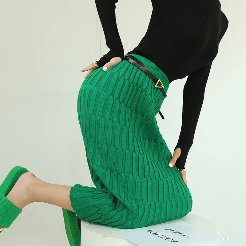 

Temperament Knitted Half-body Skirt Autumn and Winter Women In The Long Straight Package Hip Skirt High Waist Thin Step Skirt