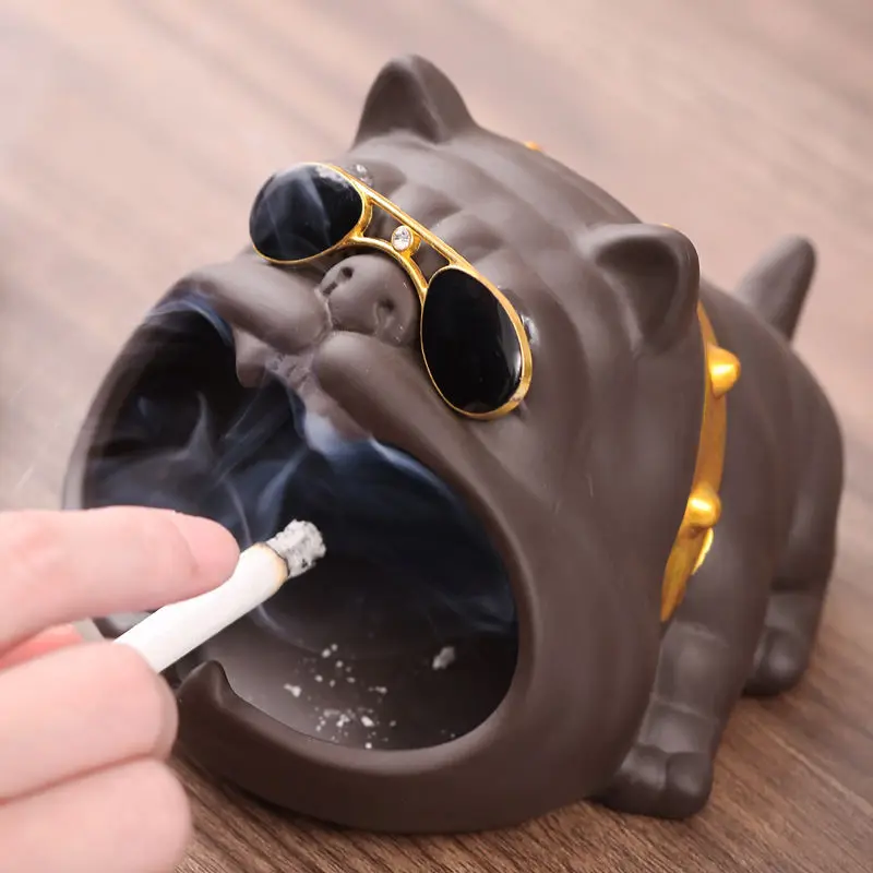 

Domestic purple sand cartoon cow ashtray cute creative ceramic ashtray personality trend car windproof fly ash
