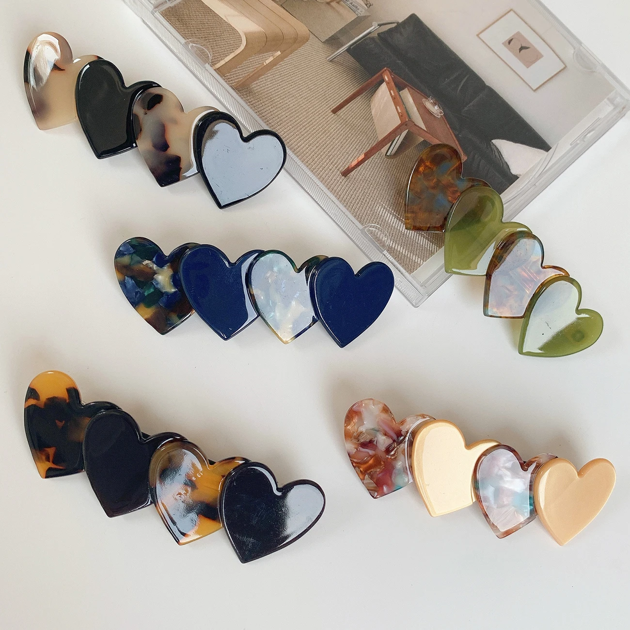 

Cute/Romantic Layered Heart Hair Clip Green Leopard Spring Clip Hair Accessories for Women Cellulose Acetate Hair Pin Wholesale