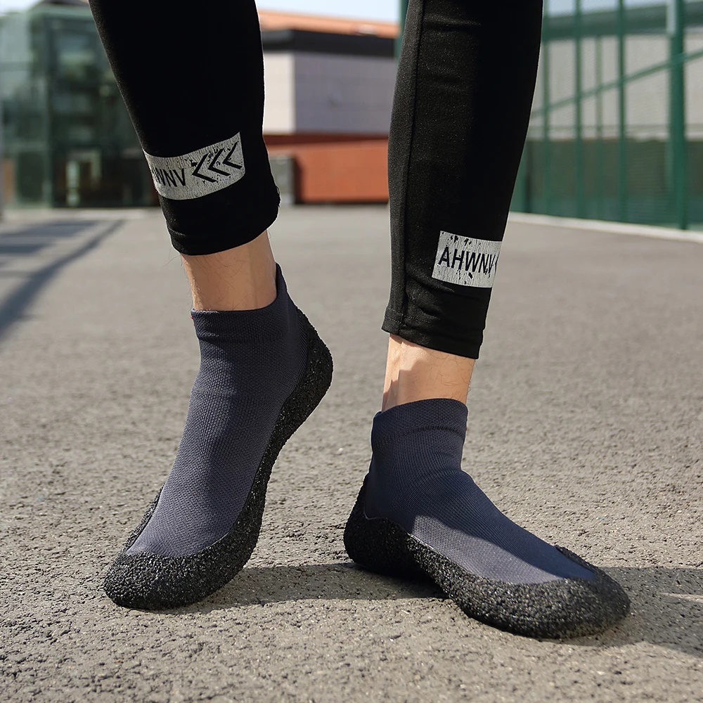 Outdoor men's women's beach shoes rafting multi-function swimming shoes yoga hiking climbing rope skipping shoes