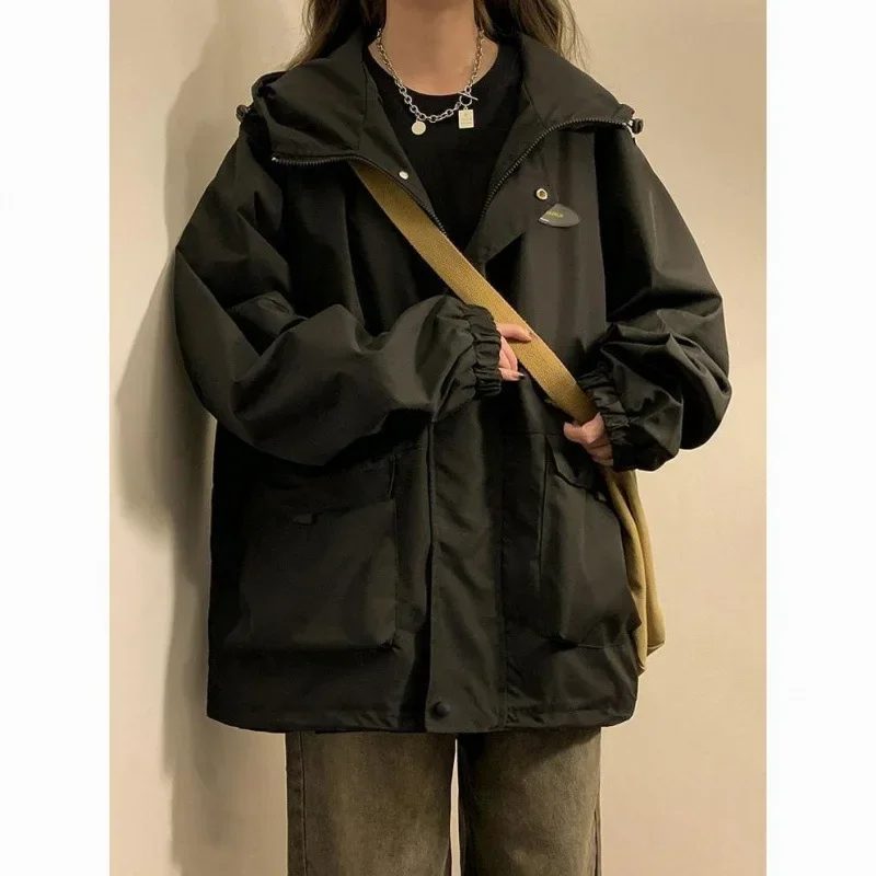 Куртка женская демисезонная с капюшоном