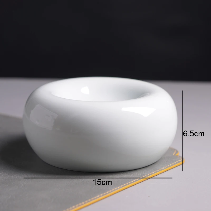 

Круглые керамические тарелки