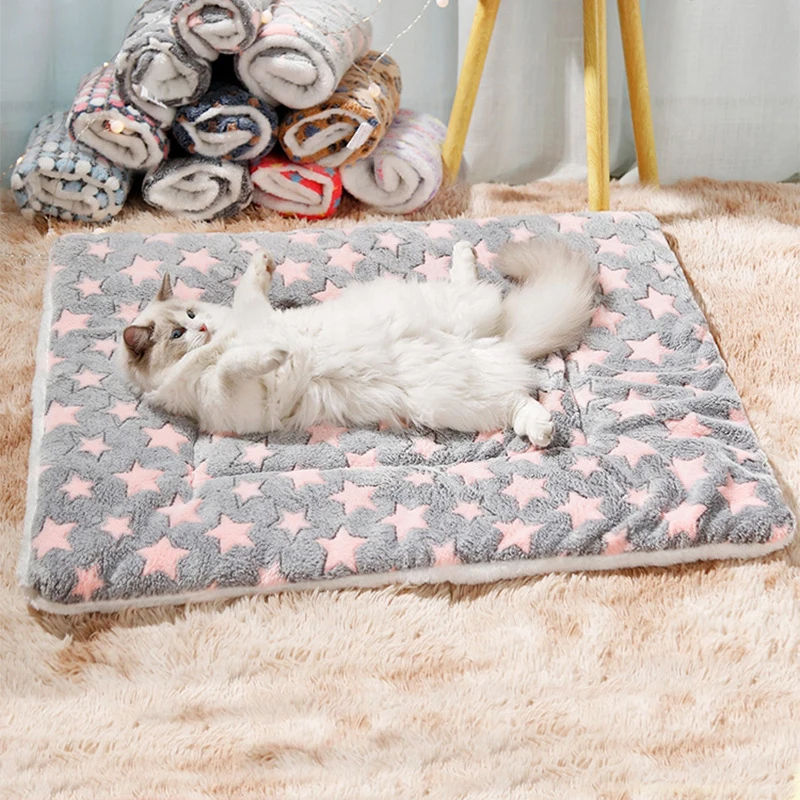 

Dog Mat Plush Cat Pad Bed Thickened Pet Soft Products Pets Blanket Large Cat For Carpet Dogs Bed Small Bed Flannel Dog Pet