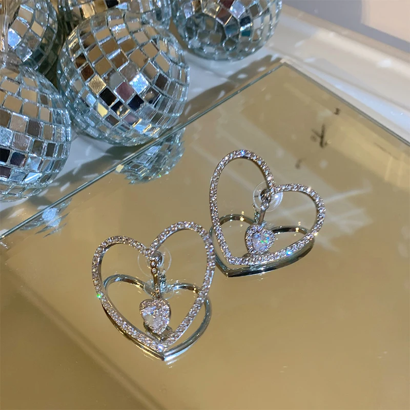 

Glittering Zircon Full Diamond Hollow Love Advanced Earrings For Women Korean Fashion Earring Daily Birthday Party Jewelry Gifts
