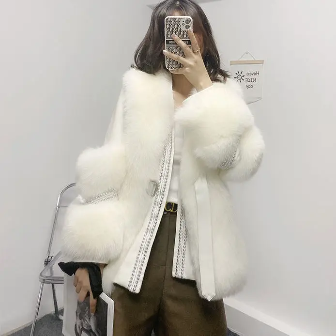 One fur imitation fur coat with small fragrance and long style