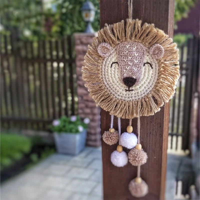 

Nordic Hand Woven Cartoon Lion Tiger Hanging Decoration Thread Weaving Animal Head Ornament Children Room Wall