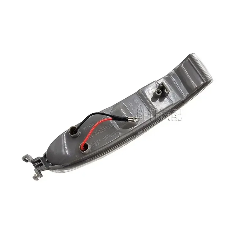 Фото Указатель поворота в боковое зеркало для Mercedes-Benz W209 CLK 2002-2009 (CLK200, CLK220, CLK240, CLK270, CLK280), Viano W639 №5