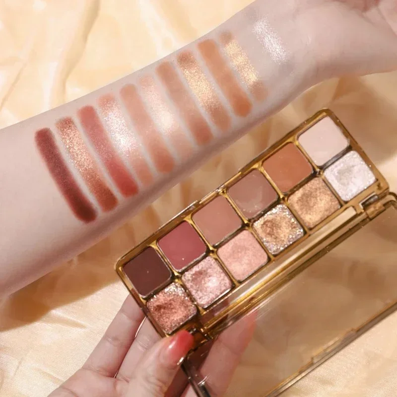 Палетка блестящих теней для век 12 цветов