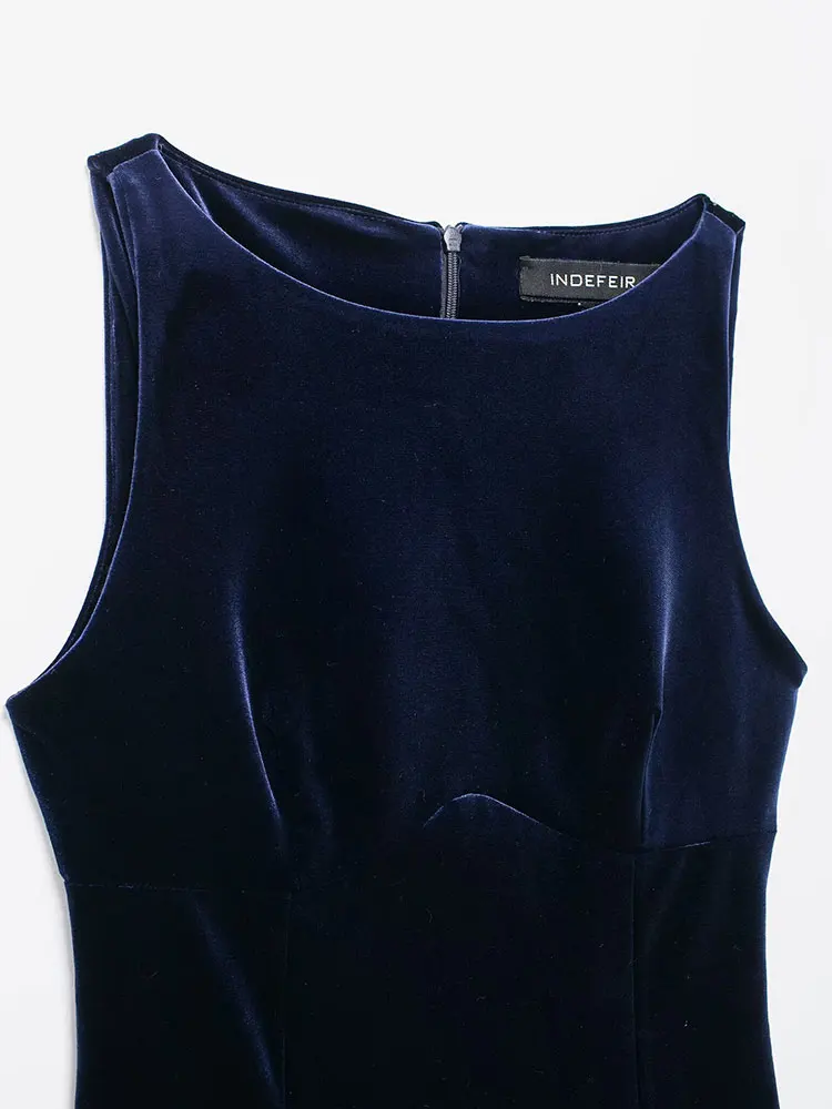 Женское облегающее мини-платье без рукавов цвета в ассортименте