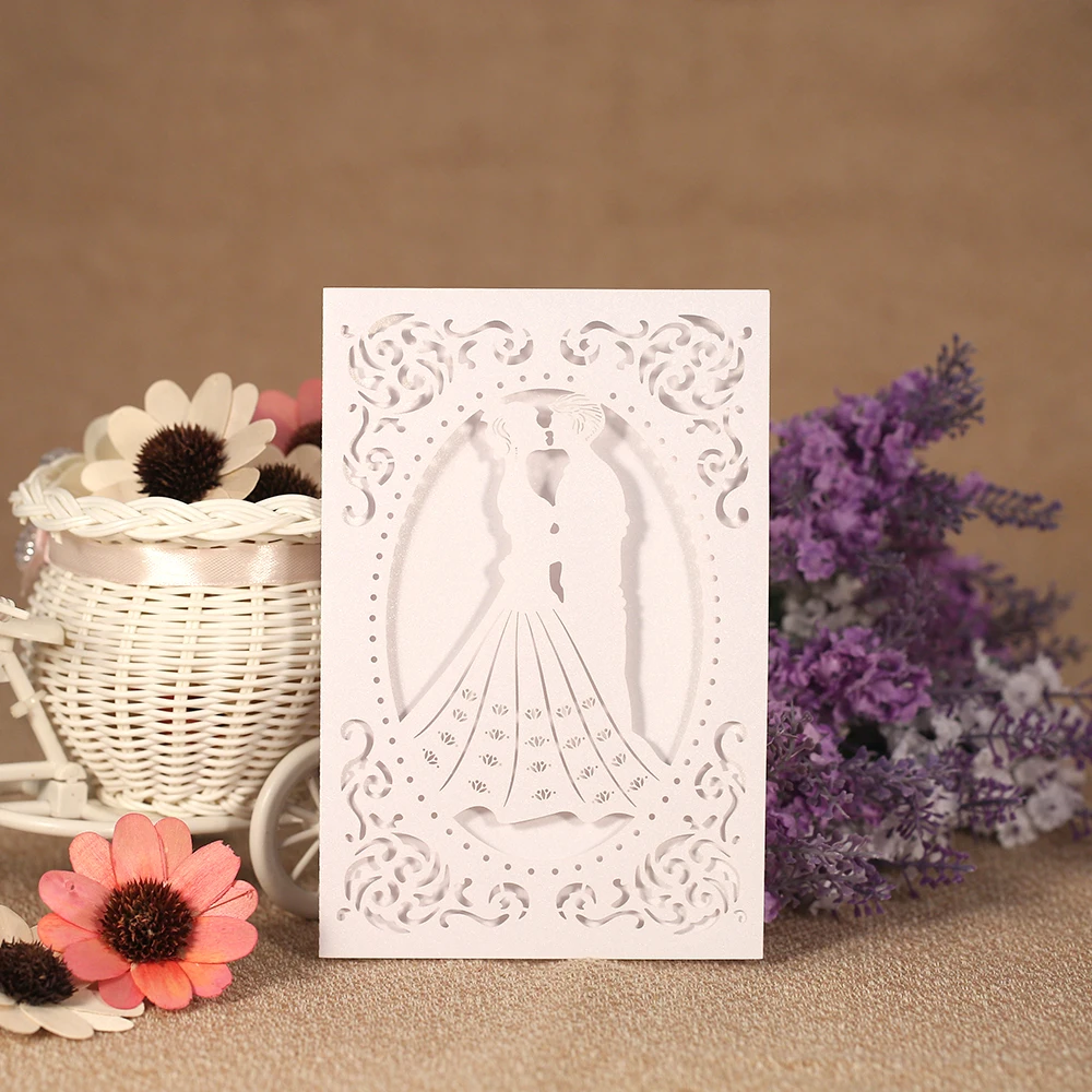 

50pcs/pack Wedding Invitation Card Laser Cut Bride Groom 250gsm Shiny Paper Invitations Wedding Engagement Party Favor Q163