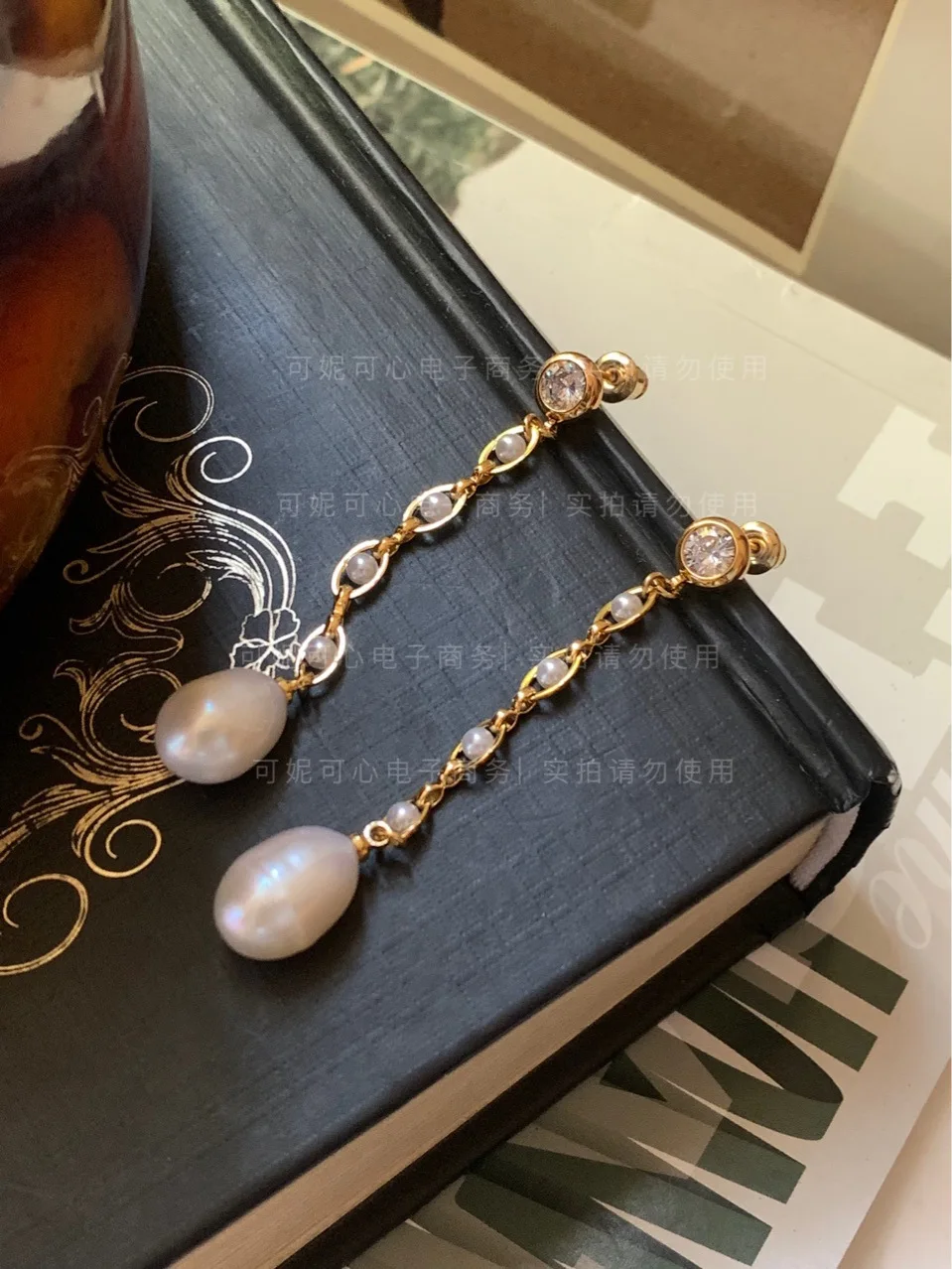 

LONDANY earrings 2023 autumn women's wear with French court sense fringed earrings freshwater pearl earrings women