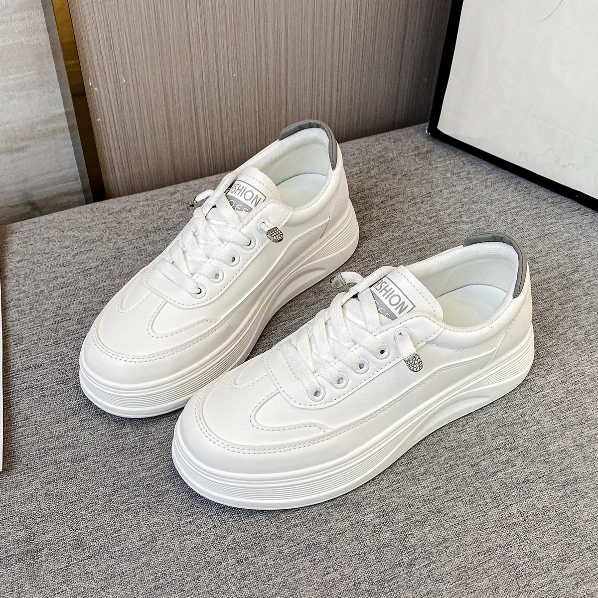 

Роскошные женские туфли из микрофибры на шнуровке с высокой весенней подошвой женские кроссовки на каблуке высотой 5 см холщовые туфли для студентов