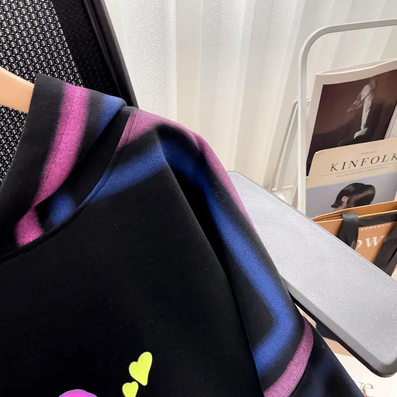 Женский свитшот оверсайз с капюшоном