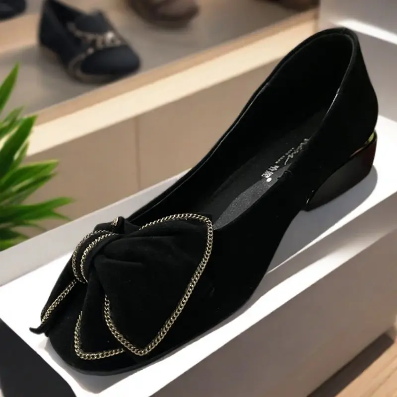 Туфли на низком каблуке женские туфли плоской подошве мокасины платье с