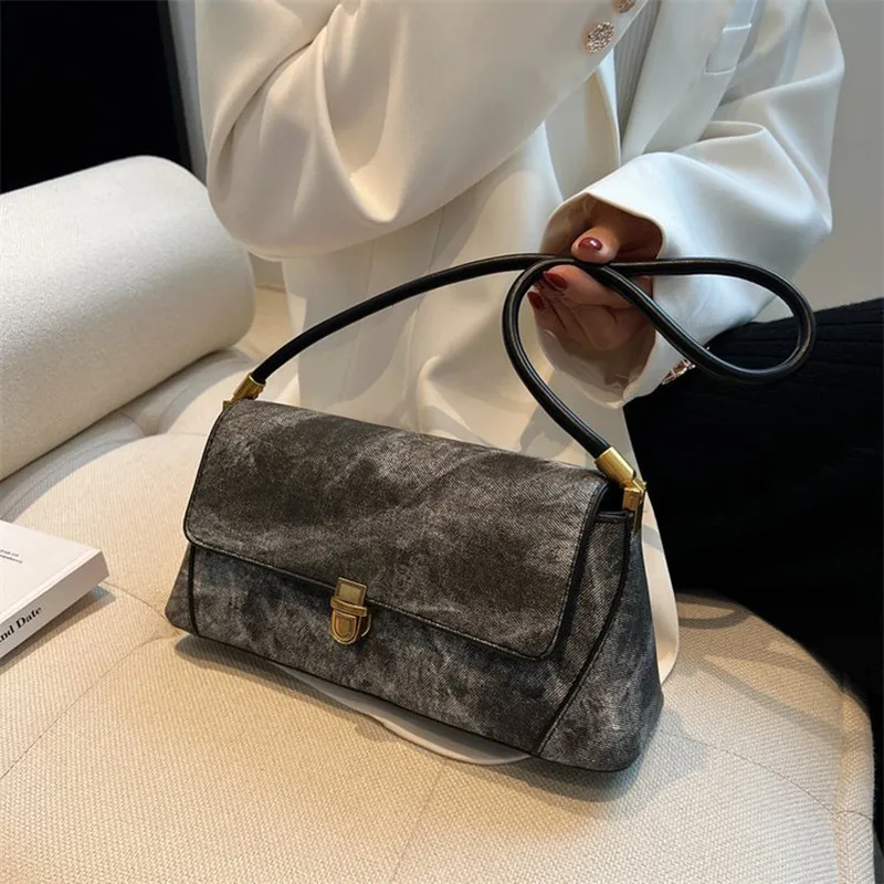New Women's Designer Bag Luxury Versatile Shoulder Underarm Small Square Bag Fashion Simple Texture Contrast Denim Handbags
