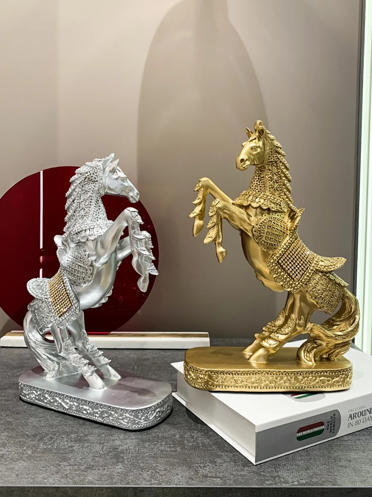 

New Home Housewarming Gift Horse Ornament Light Luxury Home Antique Shelf Small Crafts New House Soft Decoration