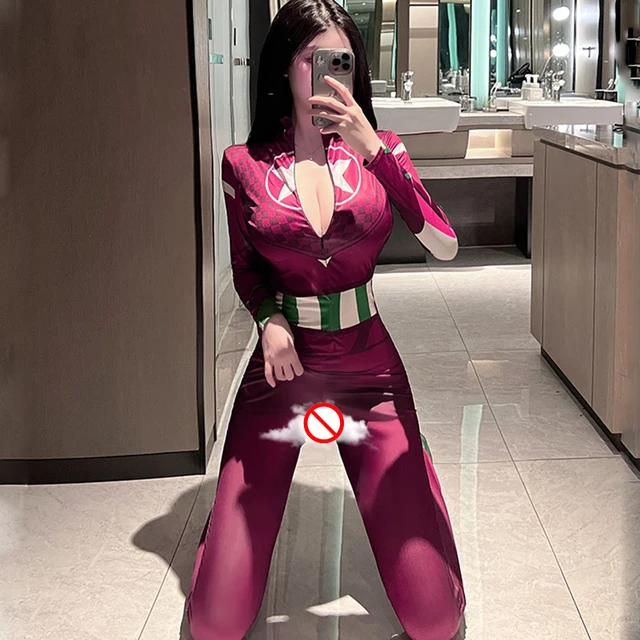 Жетілген орыс порно Теңізде жалаңаш қыздар