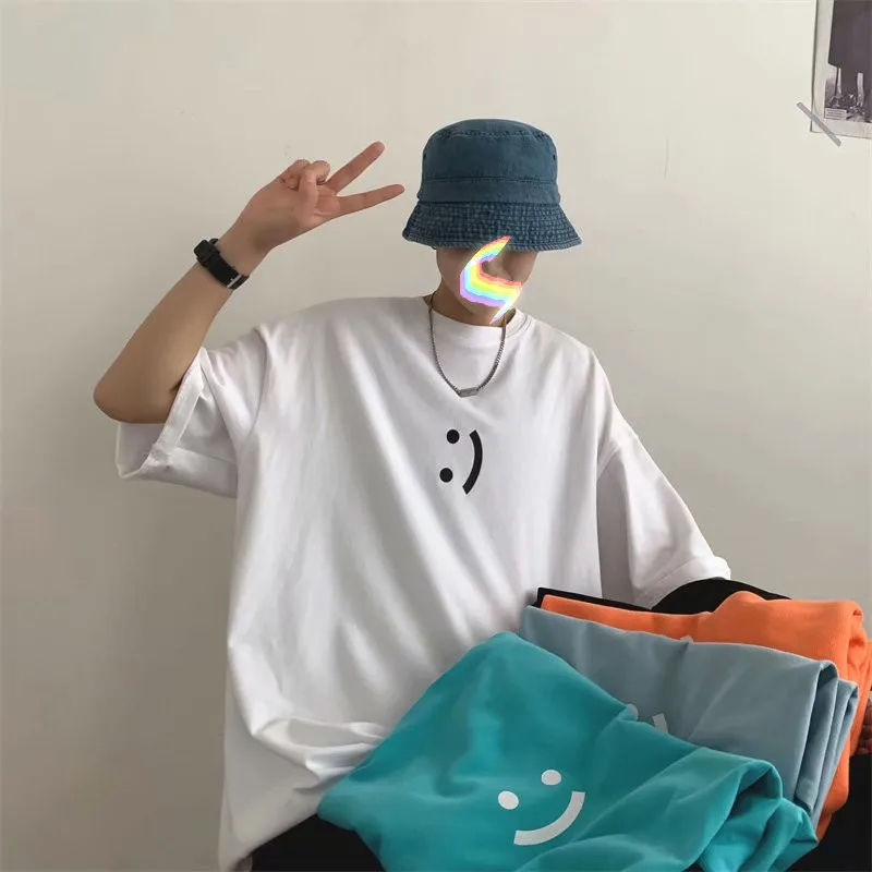 

T-shirt men's loose Korean version of the trend in the summer of 2022, new smiling face print jacket ins half sleeve T-shirt