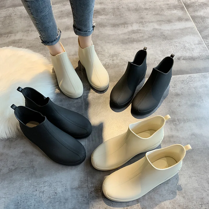 

ZY Swyivy Rubber Shoes Women Waterproof Rainboots Slip on 2020 New Autumn Female Causal Shoes Ankle Rain Boots Flat Light Weight