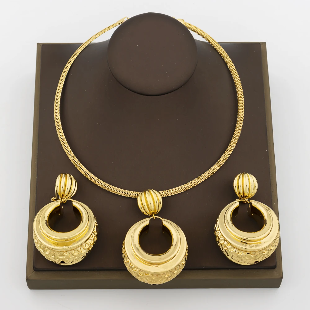 

Dubai Jewelry for Women 18k Gold Color Necklace and Earrings 2Pcs Set Hoop Earrings Pendant Bridal Jewelry For Party Accessory