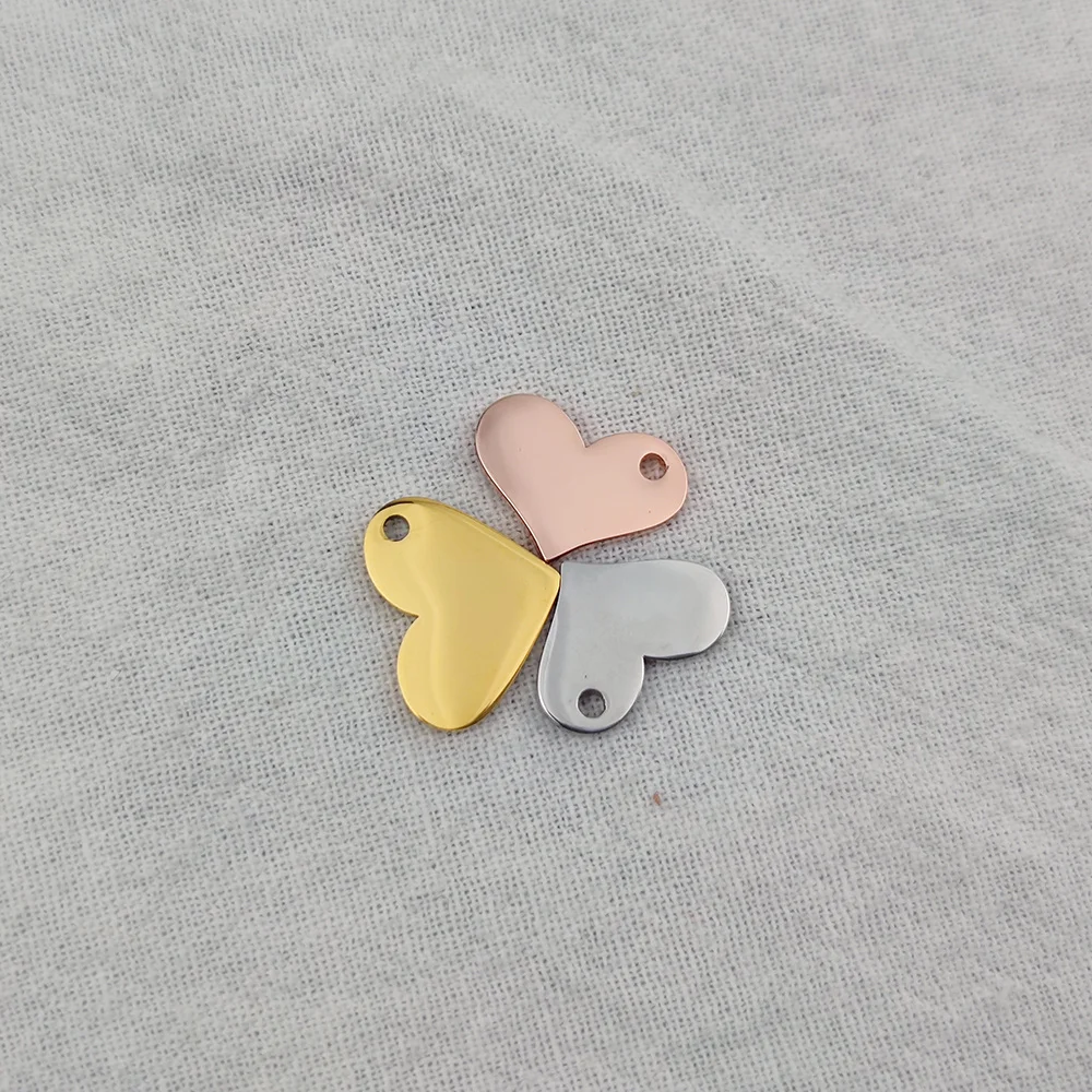 

5pcs/lot 10*14mm Gold Color Heart Pendant Stainless Steel Charms necklace Accessories Pendant Making DIY Christmas Tree Jewelry