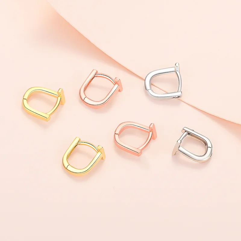 

New 2022 Designer Handmade Earrings With T-button Earrings