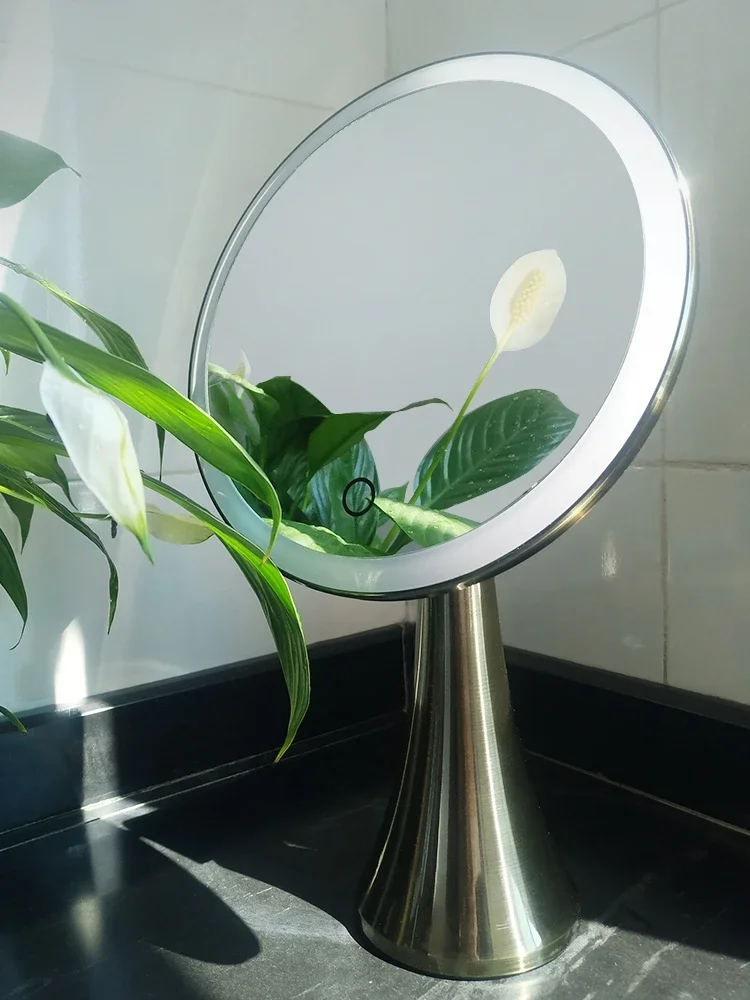 Зеркало для макияжа со светодиодной подсветкой