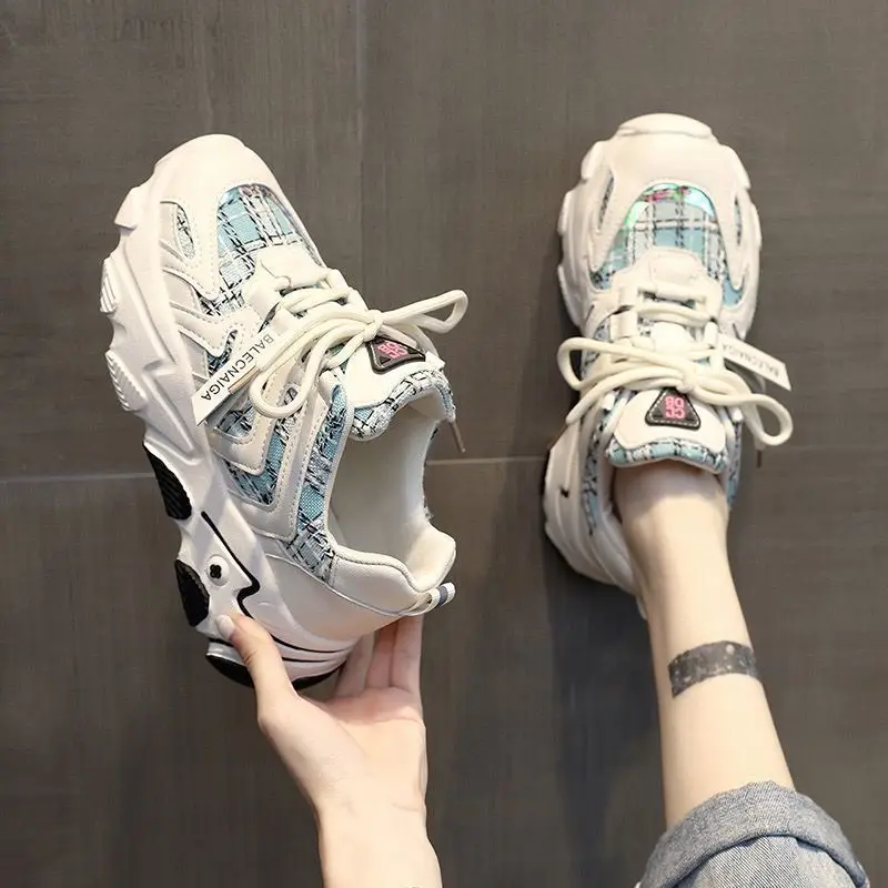 

Mesh sneakers women's 2023 new spring and autumn shoes breathable running student versatile casual shoes
