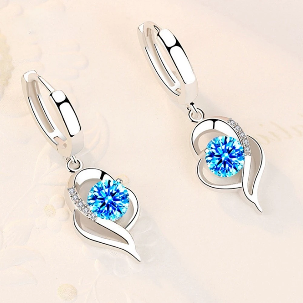 

Женские серьги из серебра 925 пробы с фианитами