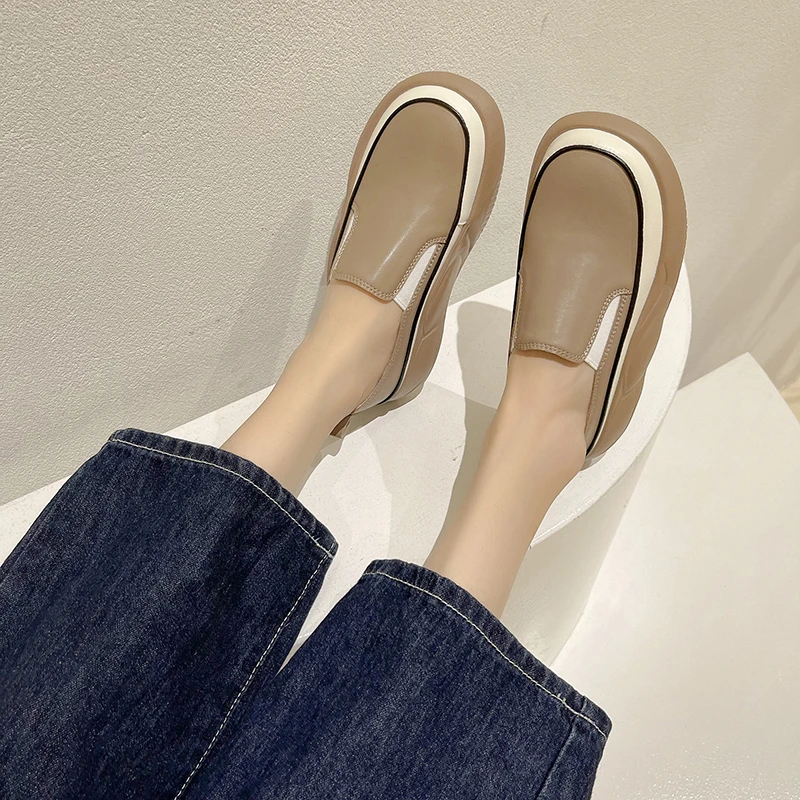 

Женские туфли, Новинка лета 2022, женские туфли с круглым носком на плоской подошве, модные Универсальные удобные кроссовки на толстой подошв...