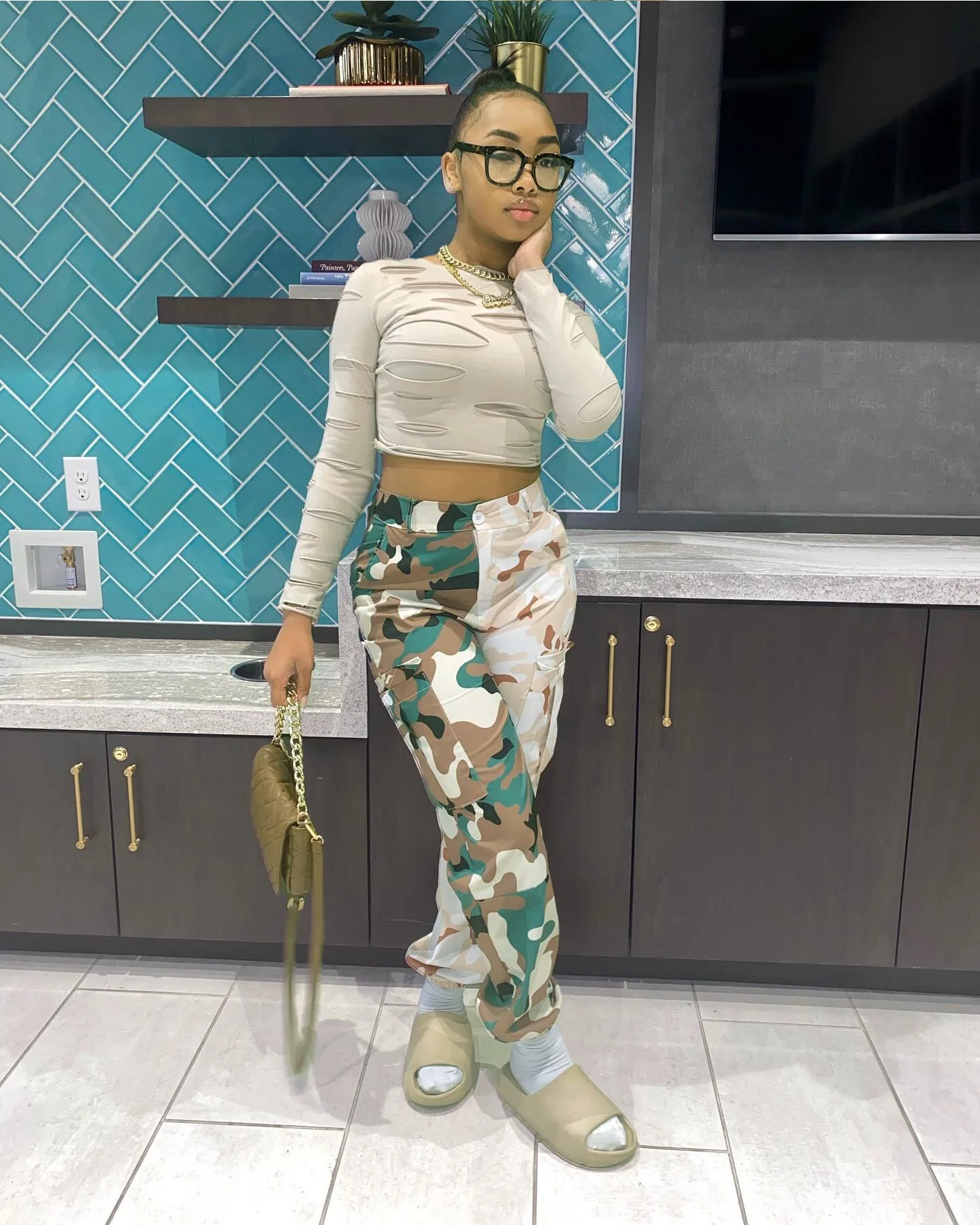

2023 Women Fashion Casual Camouflage Print Patchwork Pants Women Cargo Pants Autumn Fashion Casual Pants