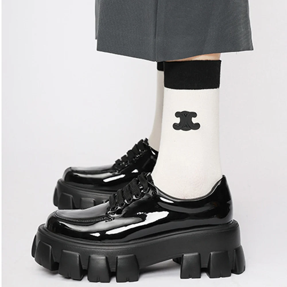 

Platform Shoes Women Patent Leather Round Toe Sewing Design Lace Up Closure Ladies Derby Dress Shoes Handmade British Style
