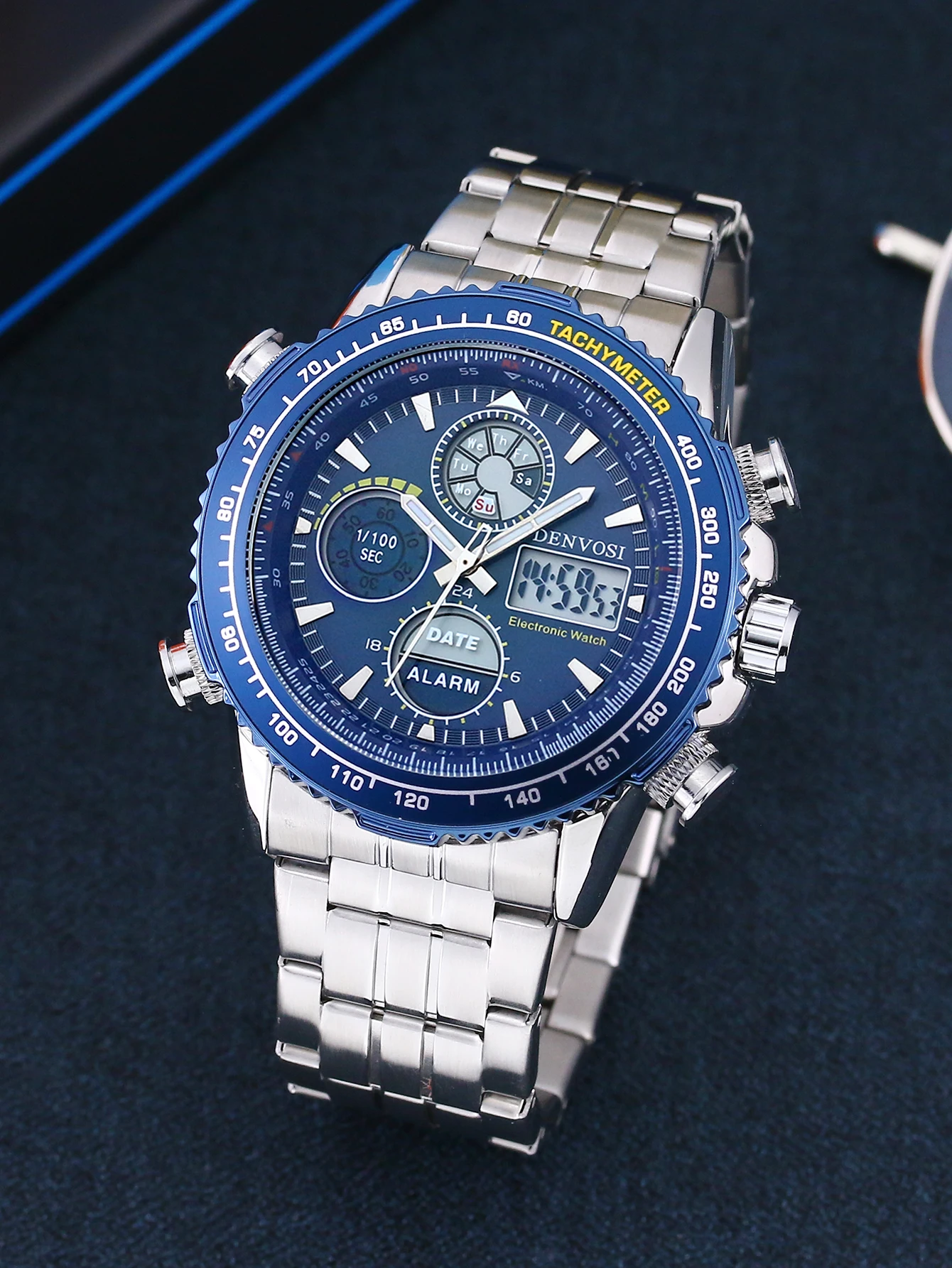 Мужские спортивные часы водонепроницаемые светящиеся кварцевые электронные