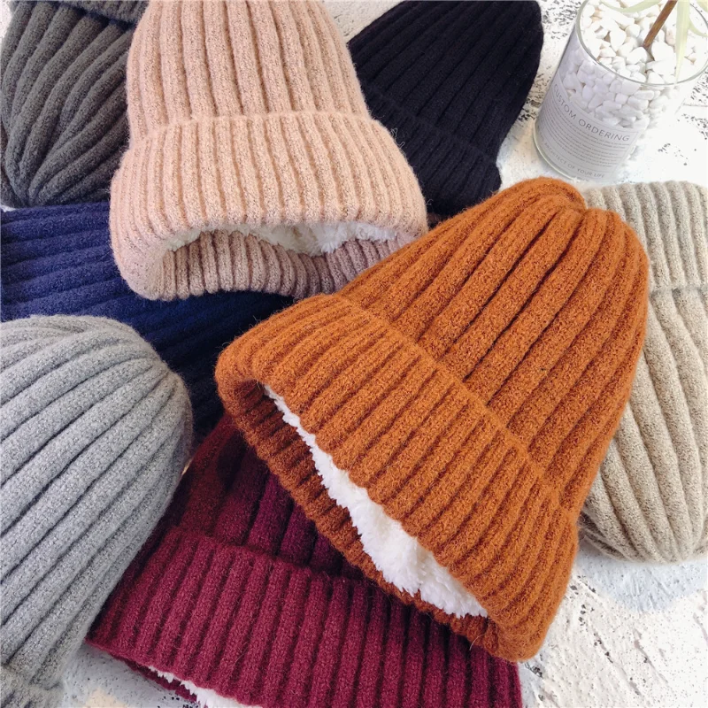 

Шапки женские зимние плюшевые теплые шерстяные шапки мужские и женские повседневные корейские пуловеры вязаные шапки уплотненные защищающие уши холодные шапки
