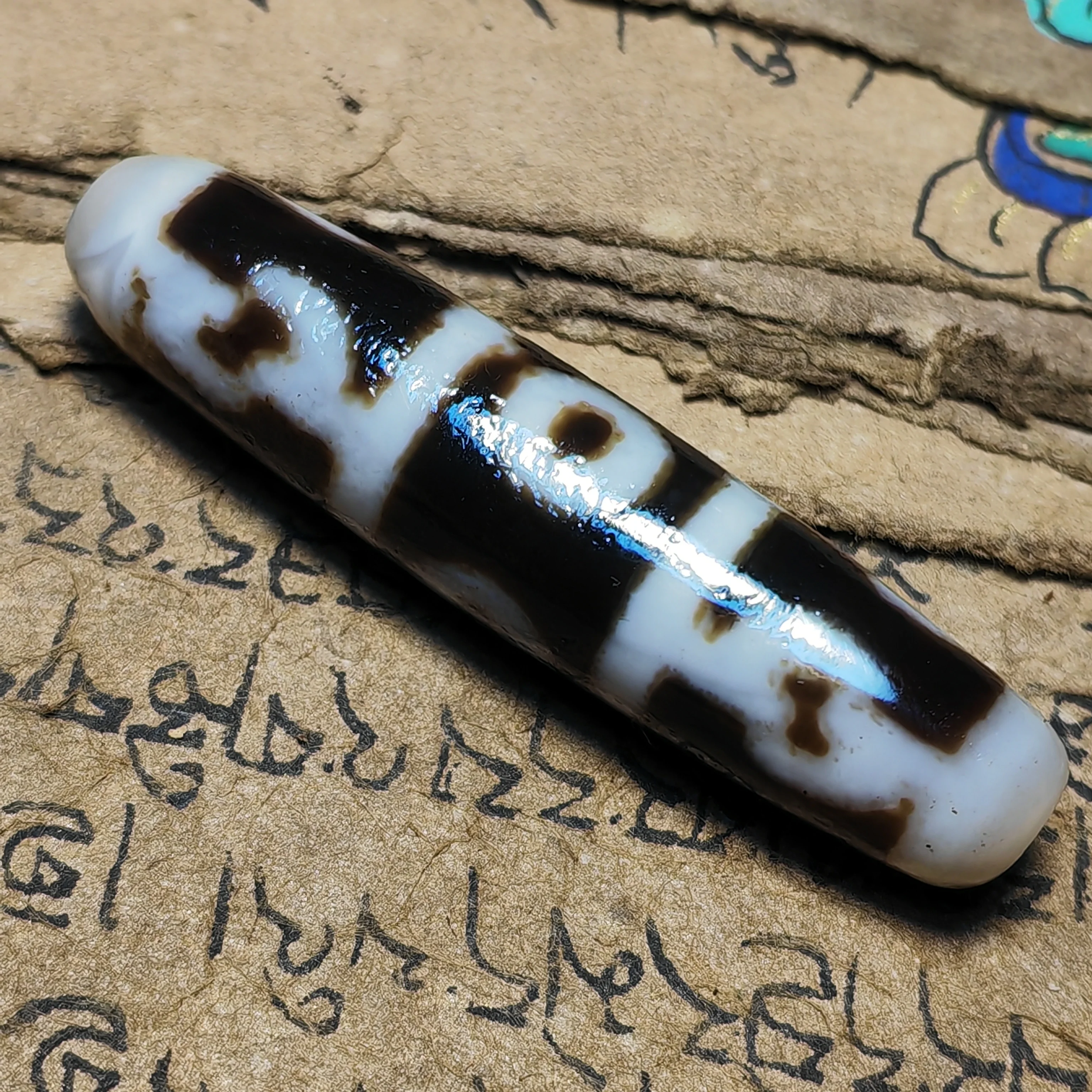 Тибетская мякоть трехглазый мастер лотоса волшебный инструмент старые бусины