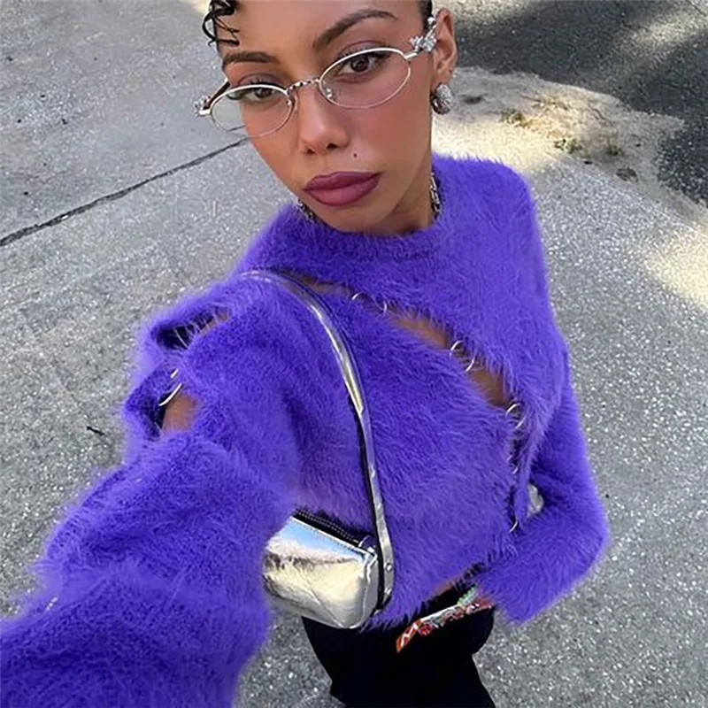 Рисунок 4 - Уличная рубашка Y2k с меховой цепочкой