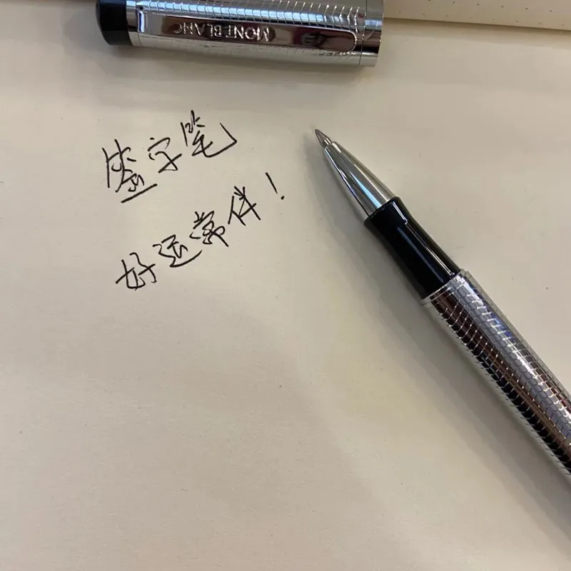 

Star Walker Signature Pen Orb Ball Neuter Pen