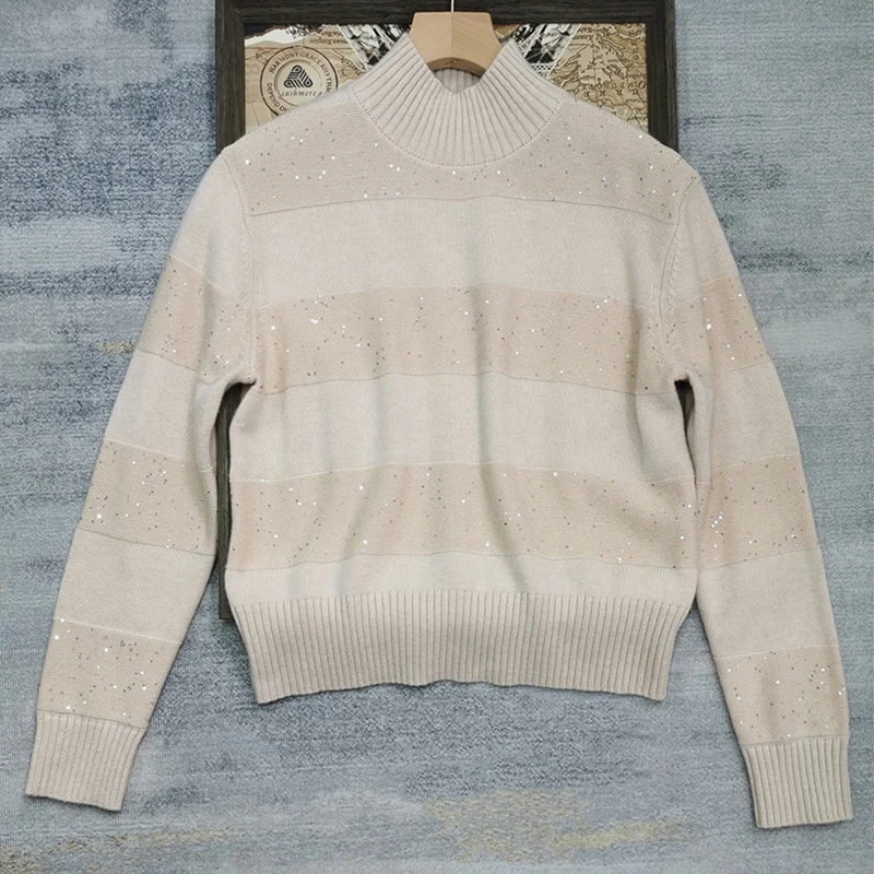 Рисунок 2 - Модный женский свитер с блестками