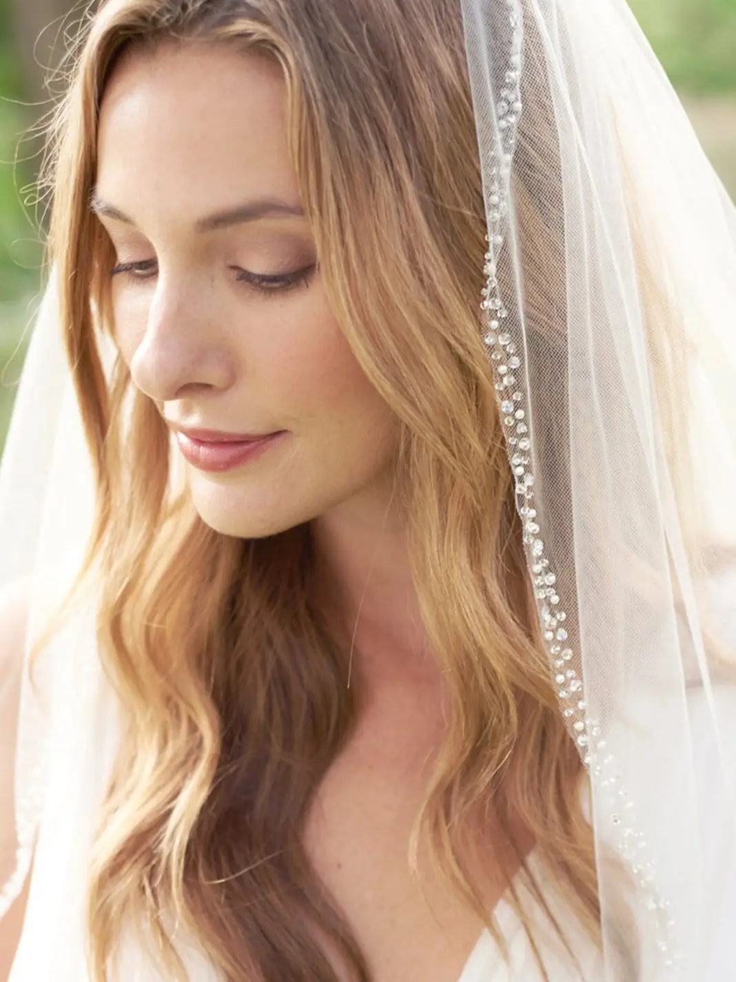 YouLaPan V128 Bridal Veils Wedding Crystal Organza Beaded Wedding Veil Rhinestone Soft Single Tier Bridal Veil with Crystal Edge