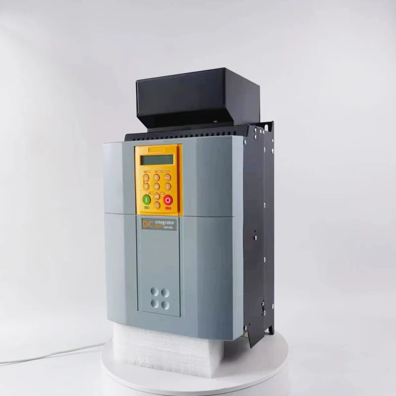 Фото Привод Parker DC590P 270A Eurotherm 590P-53327030-P00-U4W0 590P/0270/500/0011/UK/ENW/0/0/0 №4