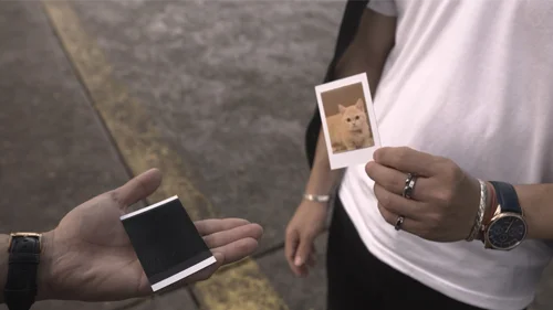 

Skymember Presents: Project Polaroid by Julio Montoro Mentalism Magic Tricks Close up Magic Card Magic Props Gimmick Illusions